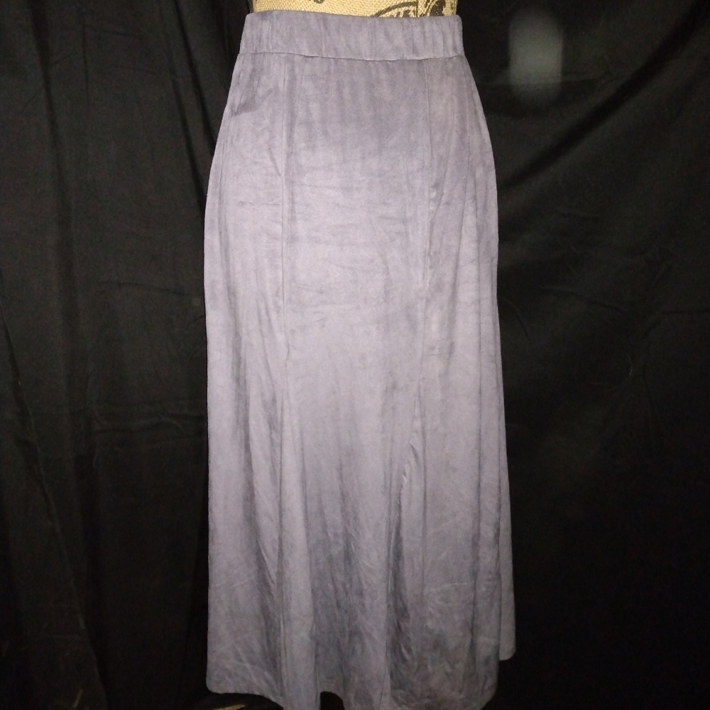 Sensational Collection Gray Fabric Skirt